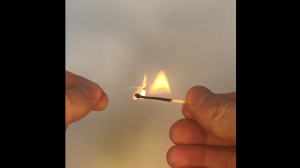 Как закрепить струну «ми» на балалайке с помощью петли .Лайфхак от Андрея Матвеева.