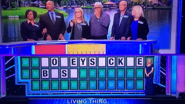 Wheel of Fortune Fails: Popsicle Bike?!? смотреть онлайн