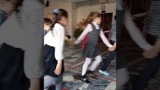 Поздравляем Малую Киру с седьмым Днем Рождения, пусть этот день будет радостным и счастливым. смотреть онлайн