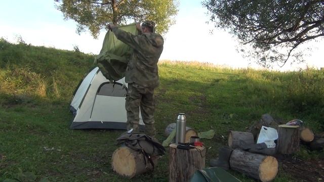Сплав по речке на каяке. Рыбалка. Ночевка в палатке. смотреть онлайн