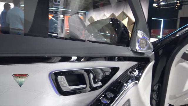 2022 Mercedes Maybach S 680 4matic Interior and Exterior All Electric Turn Around IAA 2021 Munich смотреть онлайн
