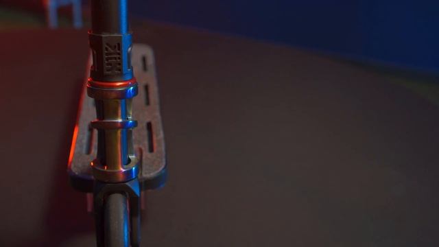 MGP Madd Gear MGX - E2 Complete Scooter смотреть онлайн