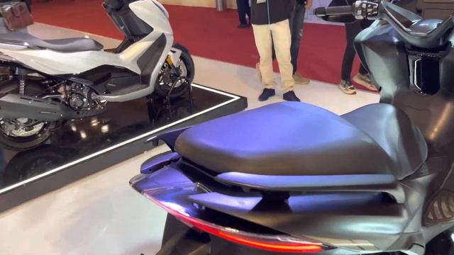 Zontes का तबाही Scooter: Car भी Fail !! Zontes E350 Electric Scooter !! смотреть онлайн