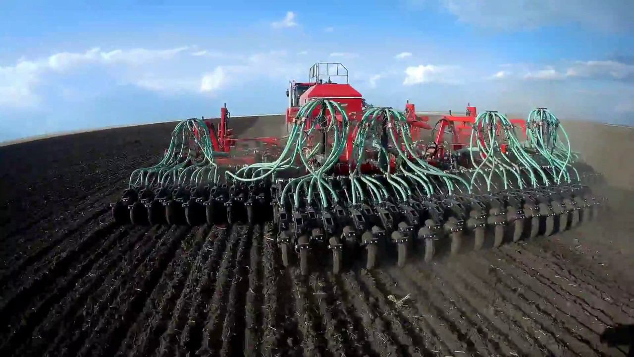 К 744 р4 и КПК FEAT AGRO  Первый день посевной!