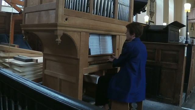 Watch Kimberly Marshall perform Kochersperger Spanieler by Hans Kotter, on a Wetheringsett Organ смотреть онлайн
