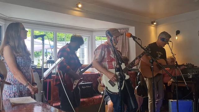 Old Shakey's Scouse Wedding Band Docker's Umbrella смотреть онлайн