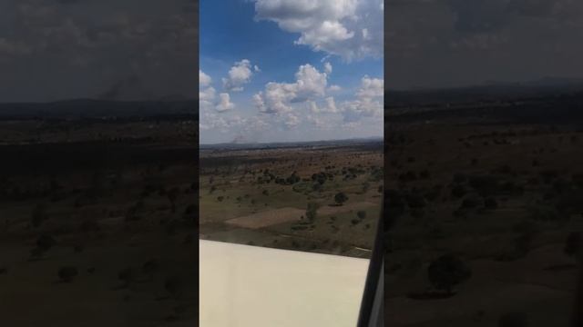 Aterrando no Huambo, Angola. смотреть онлайн