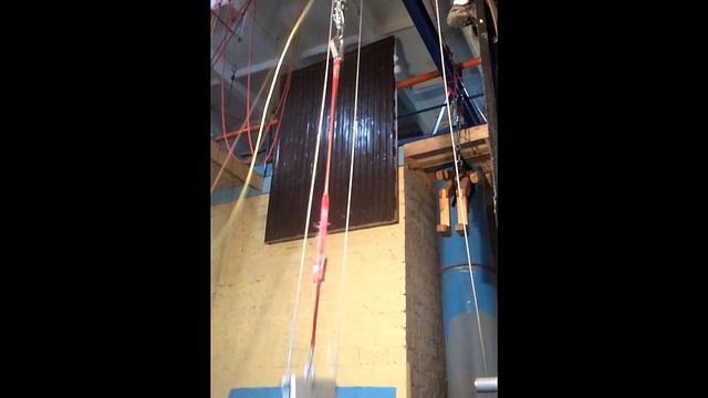 Двойной строп с карабинами Венто смотреть онлайн