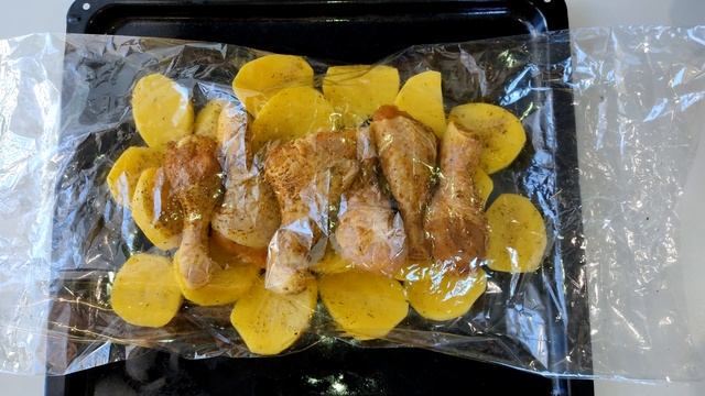 Обед или ужин?! Вкусно и быстро?! Курочка с картошкой и болгарским перцем! смотреть онлайн