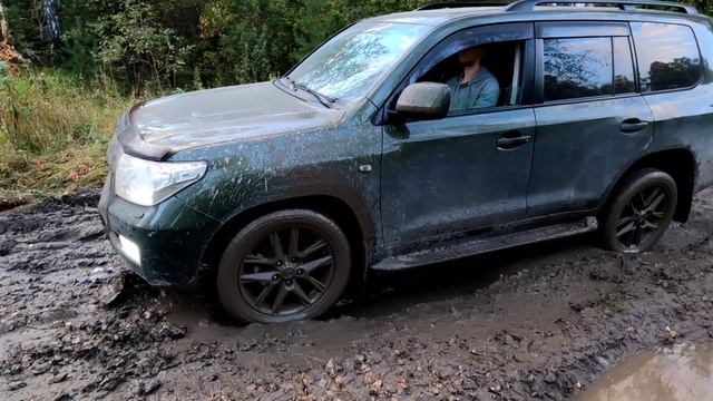 Попробовали TLC200 в лесу