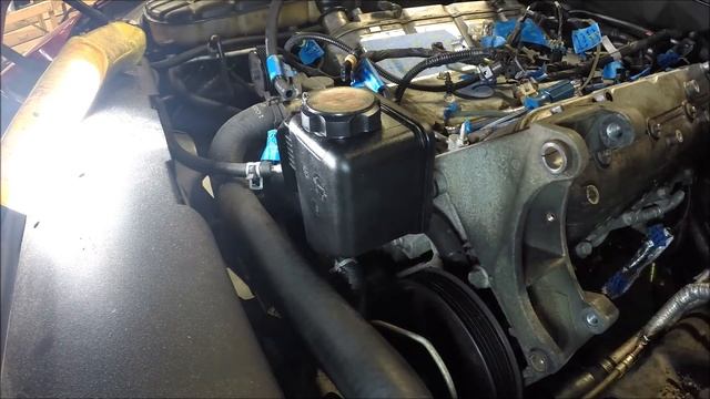 C5 Tech: Power Steering Pump Removal смотреть онлайн