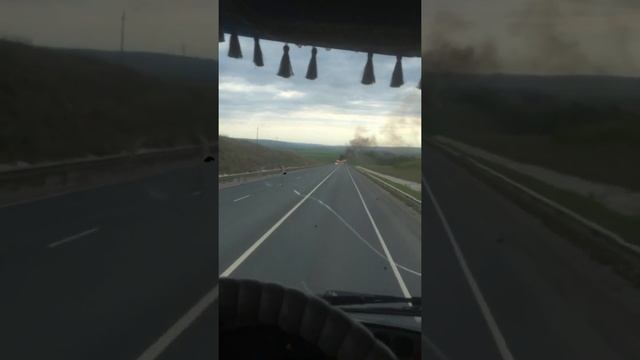 Загорелась фура Daf на М5 1170км смотреть онлайн