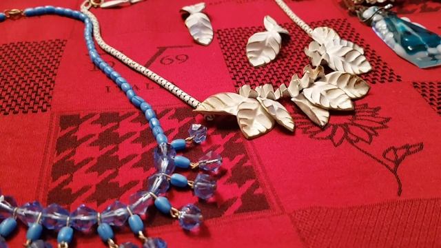 Редкие находки с барахолки и блошиного рынка. Винтажные украшения,урановое стекло. Чешские броши!!! смотреть онлайн