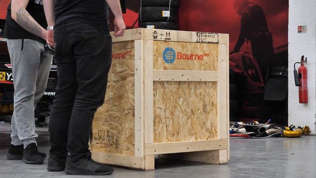 Product Unboxing: Bourne HPP Honda K20 Engine! смотреть онлайн