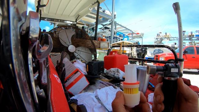 How to Full Service 100 hour a Yamaha 2-stroke 250 HP OX66 смотреть онлайн