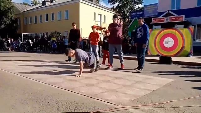 Федерация Брейк-Данса г.Канска B-action (День Города 2019) смотреть онлайн