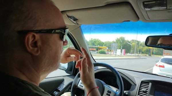 Как ViTT экзамен на оружие не сдал..