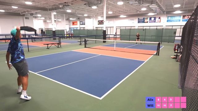 Can I beat a Pro Women's Pickleball player who is only 17!!! | PROS vs JOES (ft. Alix Truong) смотреть онлайн
