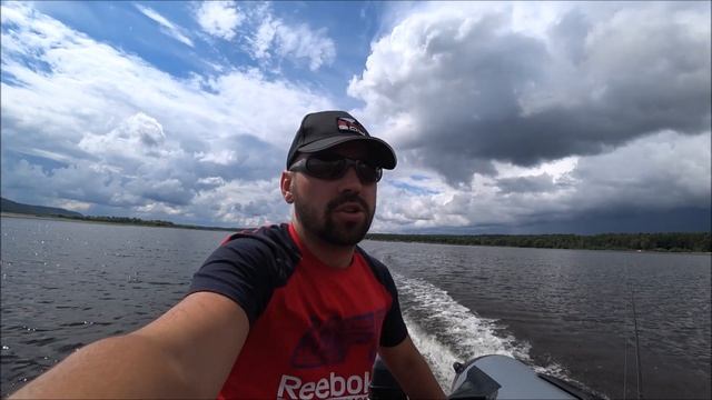 КАК И НА ЧТО ЛЕГКО ПОЙМАТЬ СУДАКА,ОКУНЯ И ЖЕРЕХА НА ВОЛГЕ/РЫБАЛКА В ВЯЗИЛКАХ ЧАСТЬ 2 18+ смотреть онлайн