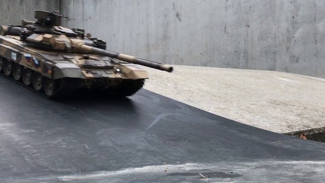 T-90 Russian Main Battle Tank смотреть онлайн