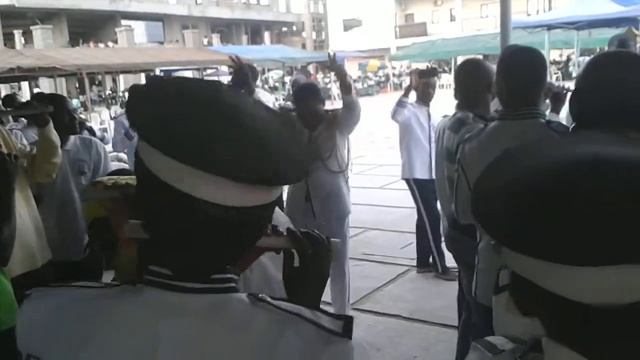 FLAUKI LUANDA ANGOLA смотреть онлайн