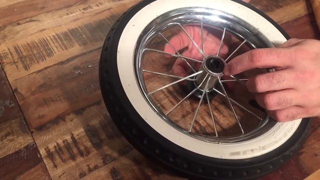 How to Disassemble and Fix the Wheel Locking Mechanism on Emmaljunga Classic, Mondial and DeLuxe смотреть онлайн