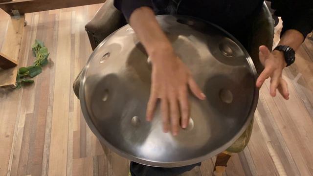 Слушать игру на Ханге. Звучание Хэндпан МИ КУРДНОКС (E KURDNOX), от мастерской "BODHI" смотреть онлайн