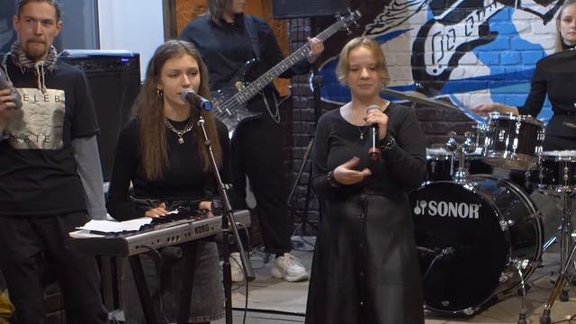 За Гаражами Анастасия Казакова (Любимая еда) смотреть онлайн