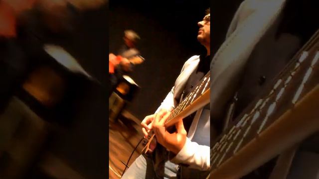 Don't you worry about a thing - Ai Fil Gud смотреть онлайн