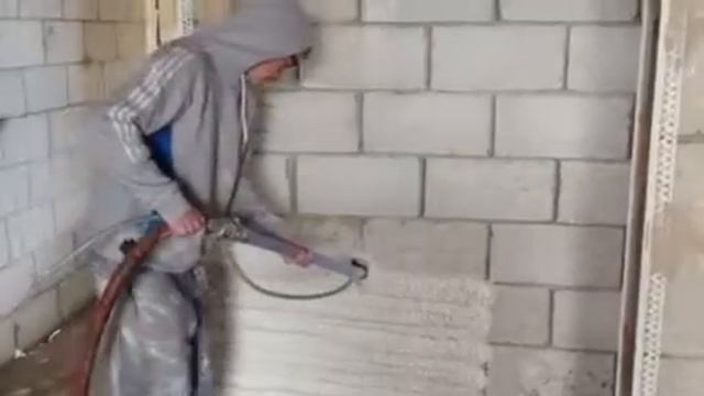 Spraying Knauf Mp75 Through Ritmo