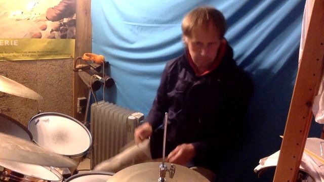 7/8 Drum Solo Improvisation B. Settelmeyer смотреть онлайн