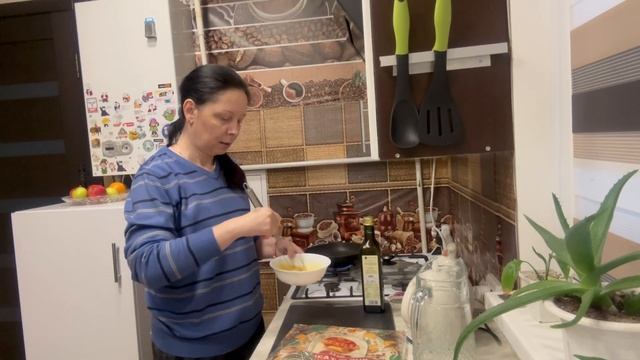 Харьков?25.01.24.Проверяем красную икру.Перекус в лаваше? смотреть онлайн