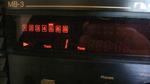 Nakamichi MB-3 MusicBank CD Player _________sn-V326 05459 смотреть онлайн