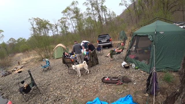 Самоизоляция во время пандемии коронавируса на речке Стеклянуха. смотреть онлайн