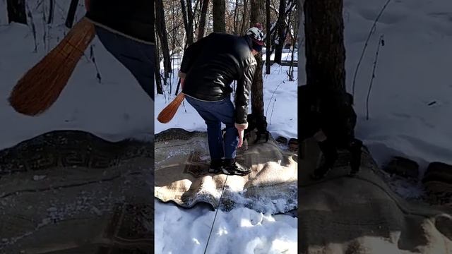 Чистка ковра снегом. 7 февраля 2021 смотреть онлайн