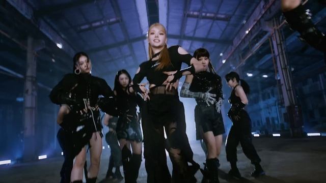 FIFTY FIFTY (피프티피프티) - ‘Log In'  - PERFORMANCE VIDEO