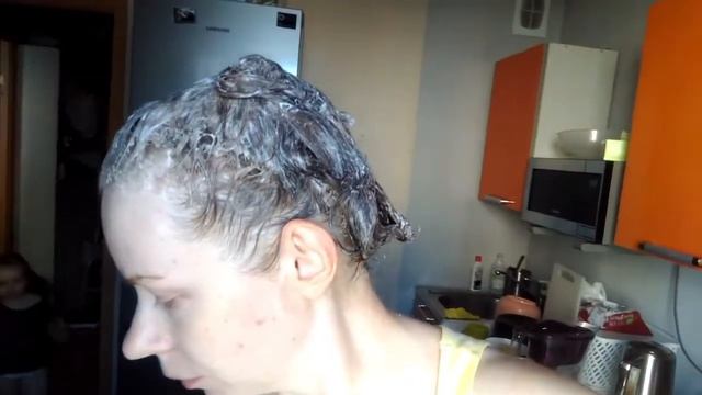 Крашу волосы Wella ColorTouch. Домашнее окрашивание.