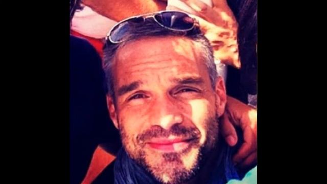 Philippe Bas très sympathique смотреть онлайн
