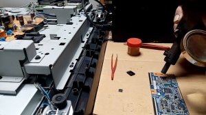 Ремонт телевизора sony kdl37s4000 "побелел" экран похоже чем то на негатив.