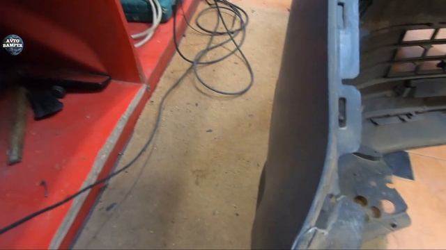 Mitsubishi Galant Ремонт убитого бампера без шпаклевки после перегрева пластика! смотреть онлайн