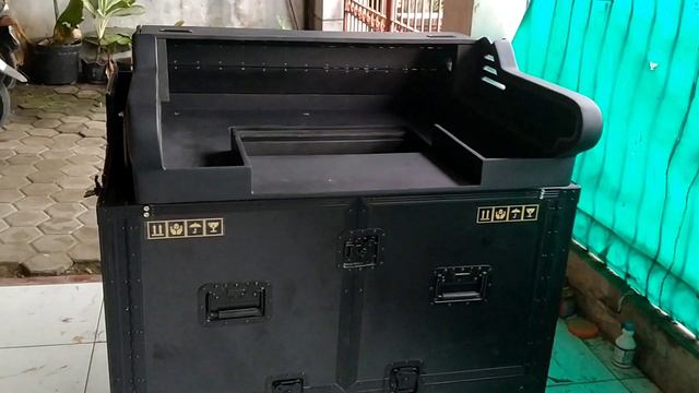 FLIP CASE for mixer console MIDAS M32 смотреть онлайн