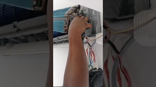 Midea air-conditioned error code e3 смотреть онлайн