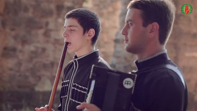 Абхазская народная песня «Нарҭаа рышьҭабжь"–обработка Отара Хунцария смотреть онлайн