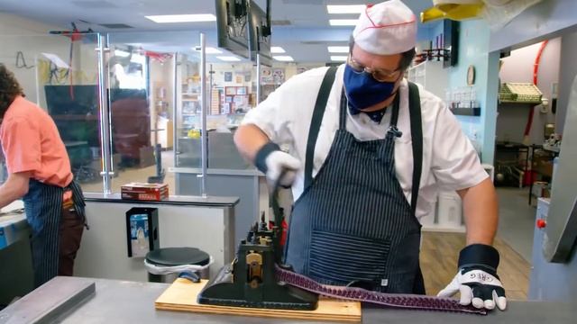 Как делают карамельные конфеты | WIRED RUS смотреть онлайн