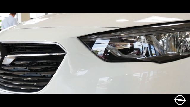 Présentation De L'INSIGNIA SPORTS TOURER