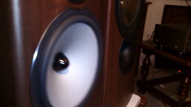 Monitor Audio BX2 and KEF iQ30 playing " Portal 2 - I saw a deer today " смотреть онлайн