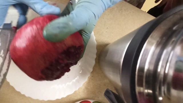 Как почистить гранат быстро и просто смотреть онлайн