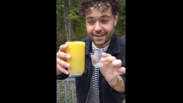 Мем My name is Giovanni Giorgio but. Bartender skills in action (Джованни Джорджио) смотреть онлайн