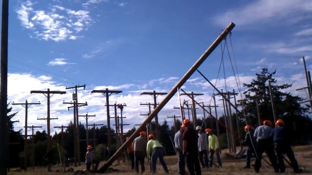 Установка деревянной опоры ЛЭП вручную смотреть онлайн
