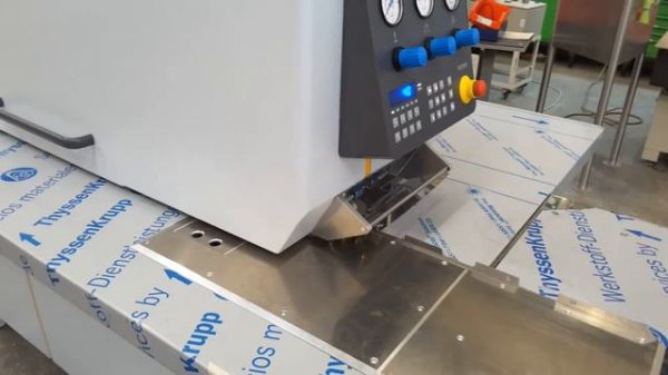 Сшивка шпона под углом на станке KUPER FLI 1000